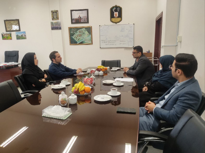 Special Meeting held between Fuman Faculty of Engineeringofficials and the Research and Technology Department of Khazar Oil Company.